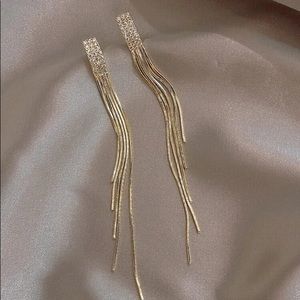 🆕 Crystal Drop Earrings-Perfect for the Holidays, Gifts or just for you!!!